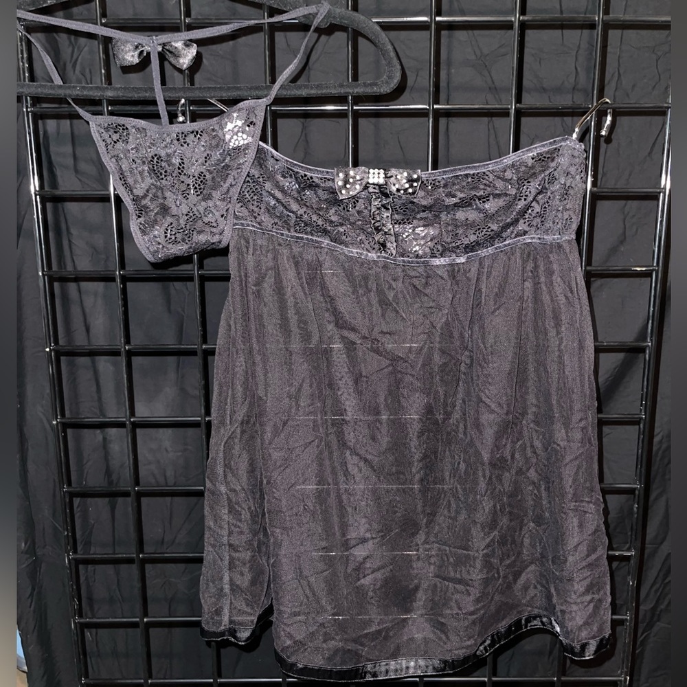 Victoria’s Secret Black Lace babydoll style 2 piece